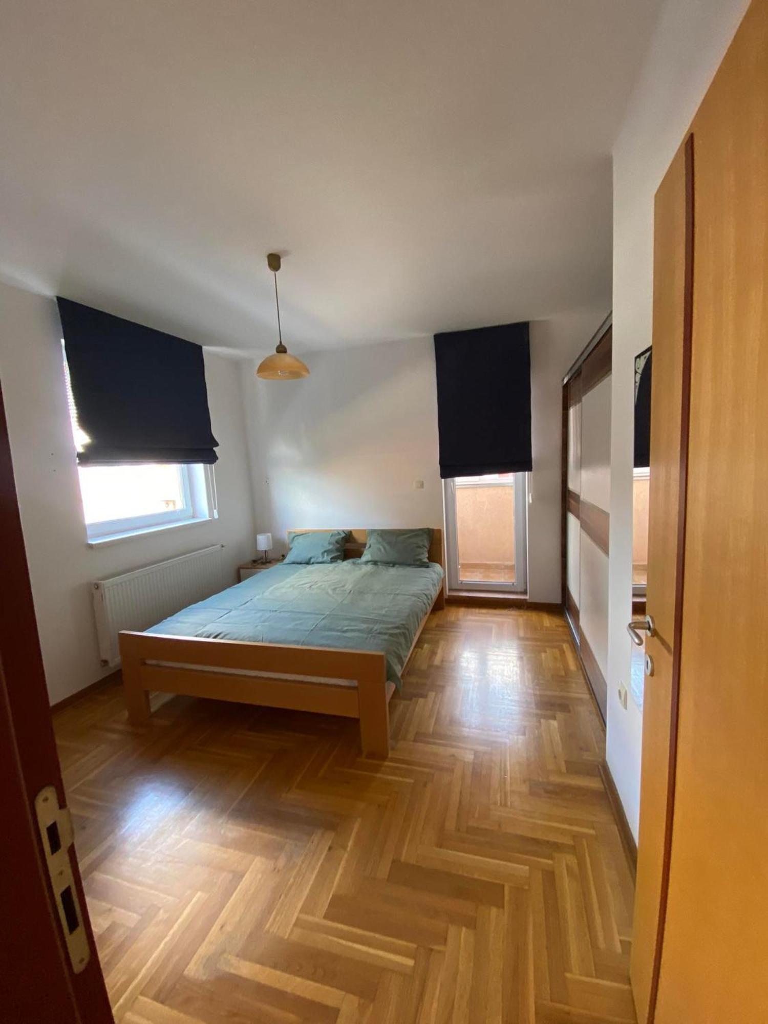 D Apartment Free Private Parking Fast Wi-Fi 노비사드 외부 사진